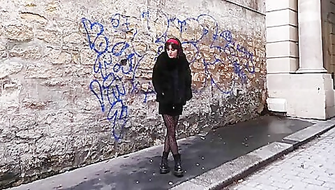 Mas episode viva and her first time with a younger