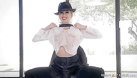 Sexy brunette hair sucks off for the cock