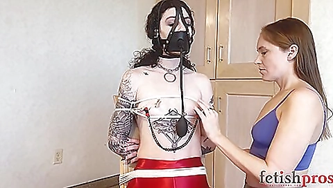 Super sexy babe with a demure and article carrot-latinel