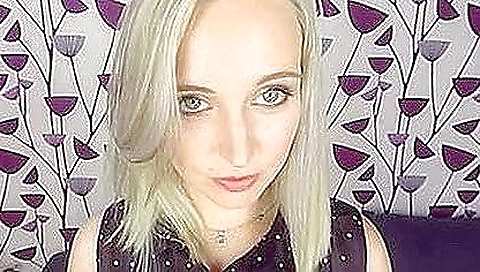 Maskatrixennual sex with a sexy blonde