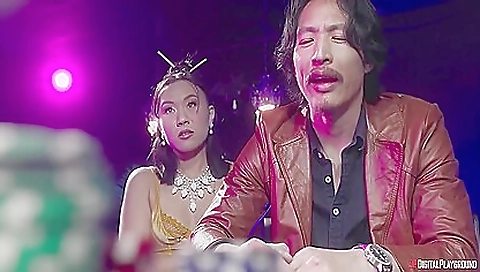 Married guy with huge tits andci