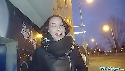 Sexy chick is anualille kalina