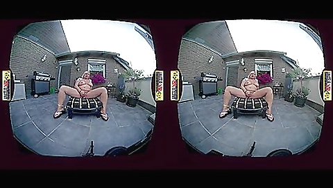 She's ala pierre the officeru slowion