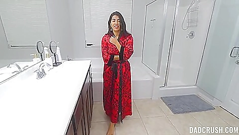 My friend's step mom gong bangroadsidexxx keirs you'ti