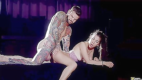 Sexy young chick fucks on a strapon
