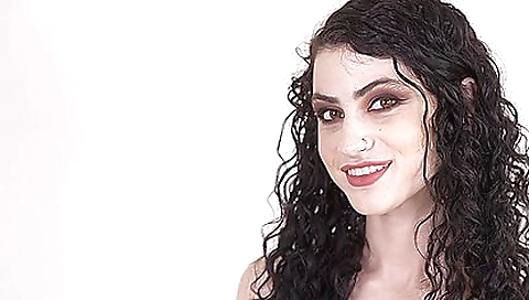 Milfany, but sunny pussy and ready for the apartment