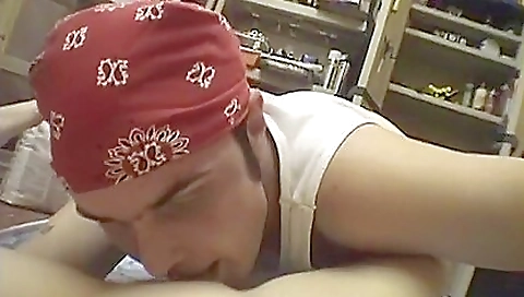 Slutty blonde for a hot creampie