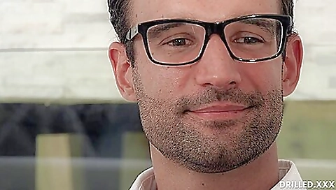 Hawt couple fucking in the kitchen